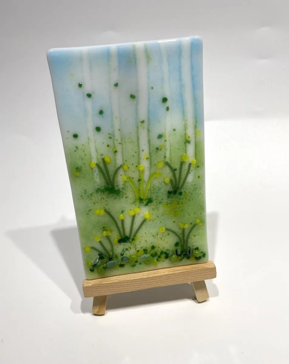 Mini easel picture - daffodils. Approx 7.5cm x 12.5cm. £25.00.