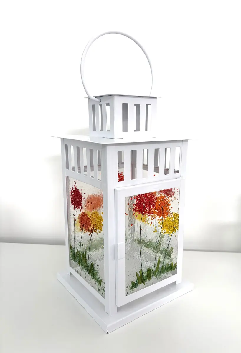 Red, orange and yellow flower lantern approx 30cm tall excluding handle. £50.00